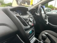 Ford Focus TITANIUM NAVIGATOR TDCI 16