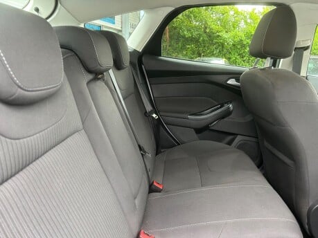 Ford Focus TITANIUM NAVIGATOR TDCI 21