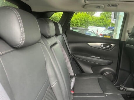 Nissan Qashqai DCI TEKNA 9