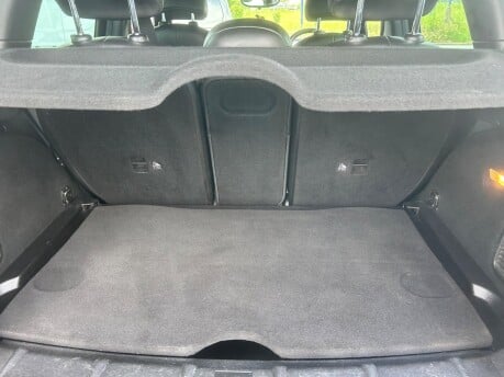 Mini Countryman COOPER 28