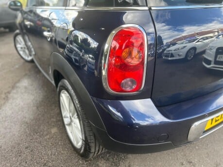 Mini Countryman COOPER 33