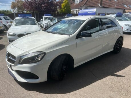 Mercedes-Benz A Class A 200 D AMG LINE PREMIUM 4