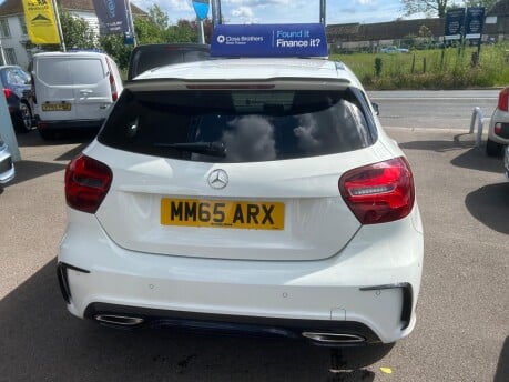 Mercedes-Benz A Class A 200 D AMG LINE PREMIUM 12