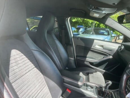 Mercedes-Benz A Class A 200 D AMG LINE PREMIUM 18