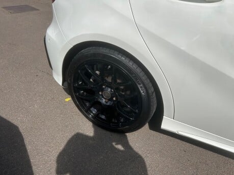Mercedes-Benz A Class A 200 D AMG LINE PREMIUM 22