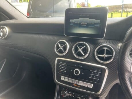 Mercedes-Benz A Class A 200 D AMG LINE PREMIUM 25