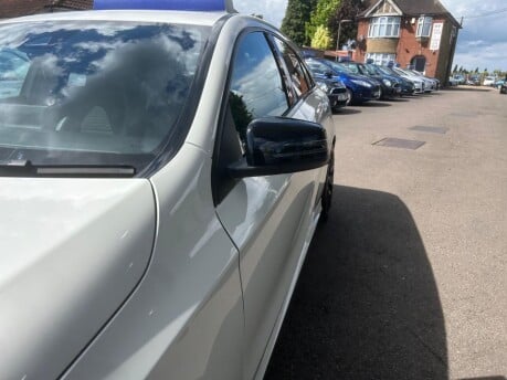 Mercedes-Benz A Class A 200 D AMG LINE PREMIUM 28