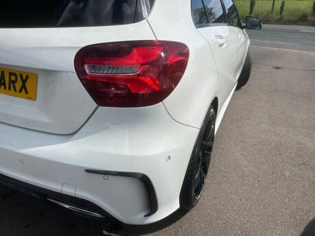 Mercedes-Benz A Class A 200 D AMG LINE PREMIUM 34