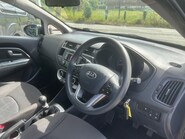 Kia Rio 1 9
