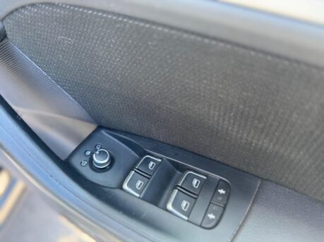 Audi Q3 TDI S LINE 18