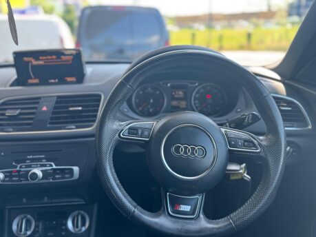 Audi Q3 TDI S LINE 23