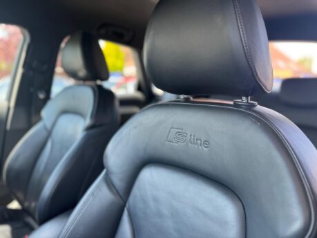 Audi Q3 TDI S LINE 30