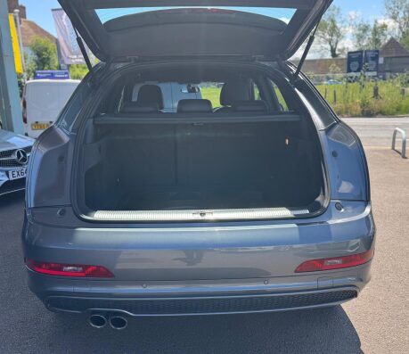 Audi Q3 TDI S LINE 34