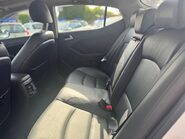 Kia Optima CRDI 3 30