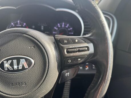 Kia Optima CRDI 3 22