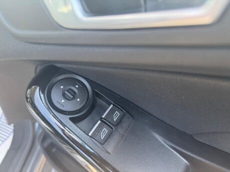 Ford Fiesta ZETEC 4