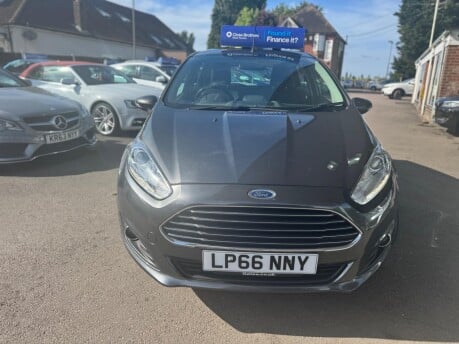 Ford Fiesta ZETEC 11