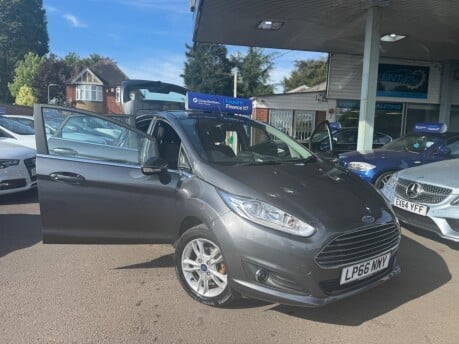 Ford Fiesta ZETEC 29