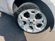 Ford Ka TITANIUM 14