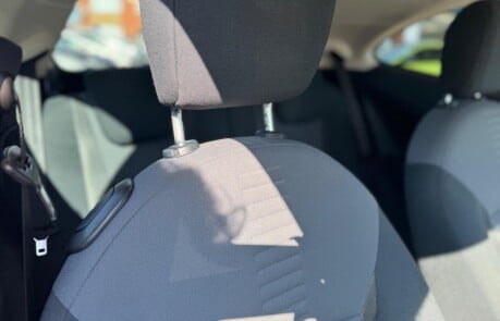 Ford Ka TITANIUM 25