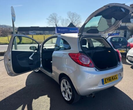Ford Ka TITANIUM 35