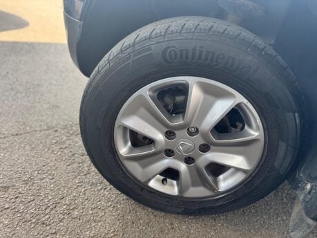 Dacia Duster LAUREATE PRIME DCI 17