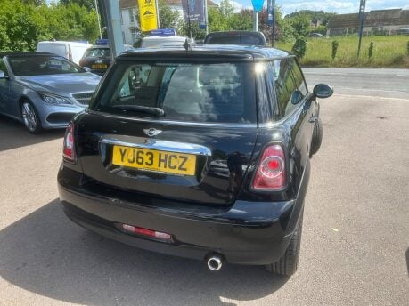 Mini Hatch COOPER D BAKER STREET 8