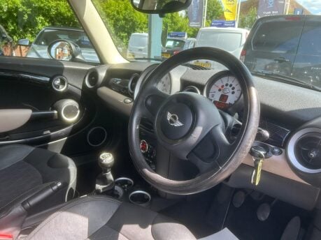 Mini Hatch COOPER D BAKER STREET 21