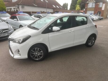 Toyota Yaris VVT-I ICON 2