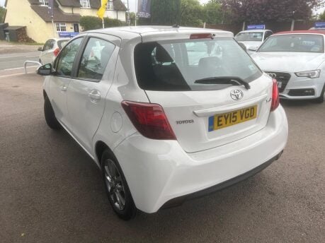Toyota Yaris VVT-I ICON 3