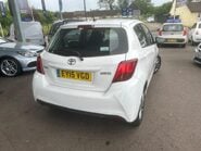 Toyota Yaris VVT-I ICON 4