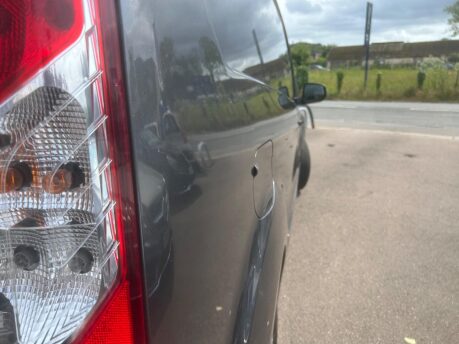 Ford Transit Connect 240 LIMITED TDCI 33