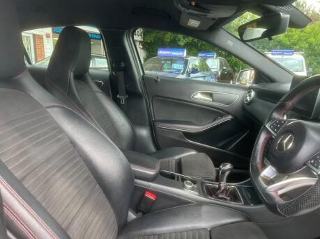 Mercedes-Benz A Class A 160 AMG LINE 19