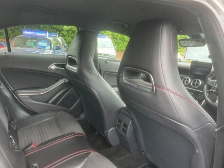 Mercedes-Benz A Class A 160 AMG LINE 22
