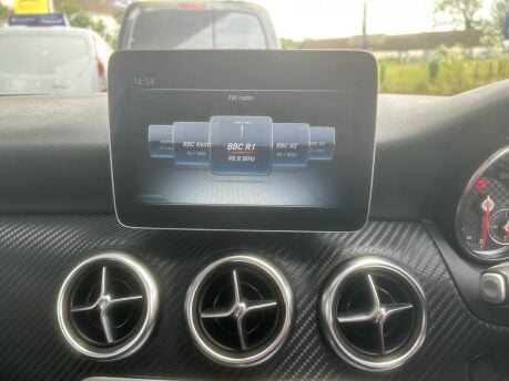 Mercedes-Benz A Class A 160 AMG LINE 28
