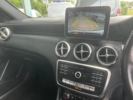 Mercedes-Benz A Class A 160 AMG LINE 29