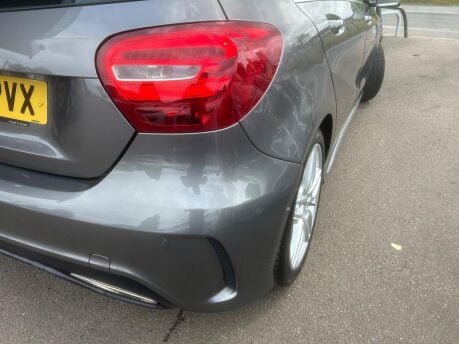 Mercedes-Benz A Class A 160 AMG LINE 40