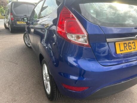 Ford Fiesta ZETEC 11