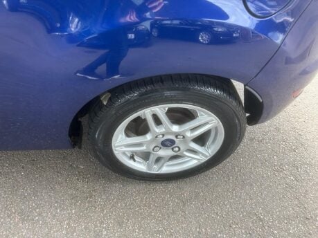 Ford Fiesta ZETEC 25