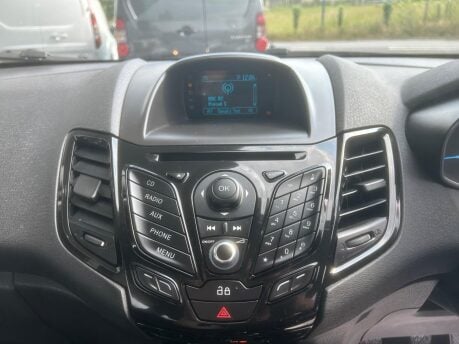 Ford Fiesta ZETEC 26