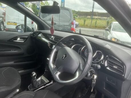 Citroen DS3 DSTYLE 13
