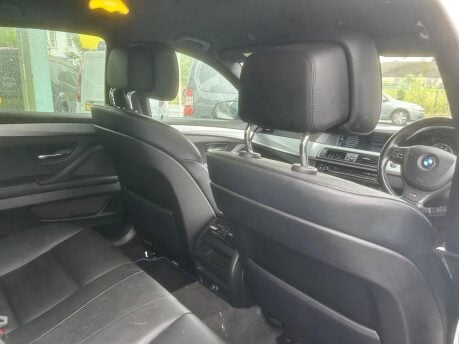 BMW 5 Series 520D M SPORT 11