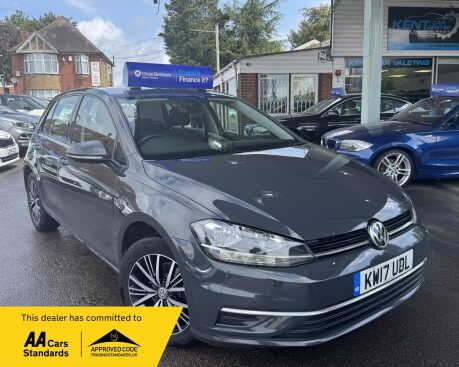 Volkswagen Golf SE NAVIGATION TDI BLUEMOTION TECHNOLOGY 1
