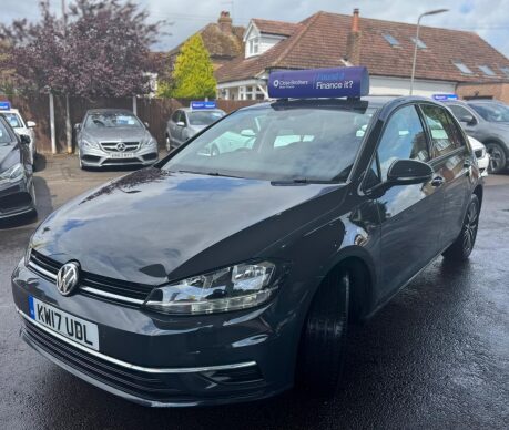Volkswagen Golf SE NAVIGATION TDI BLUEMOTION TECHNOLOGY 3