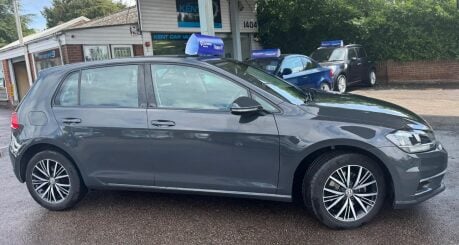 Volkswagen Golf SE NAVIGATION TDI BLUEMOTION TECHNOLOGY 8