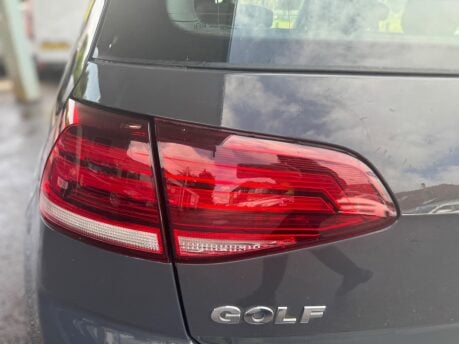 Volkswagen Golf SE NAVIGATION TDI BLUEMOTION TECHNOLOGY 12