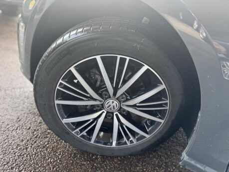 Volkswagen Golf SE NAVIGATION TDI BLUEMOTION TECHNOLOGY 17