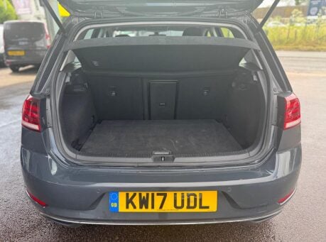 Volkswagen Golf SE NAVIGATION TDI BLUEMOTION TECHNOLOGY 35