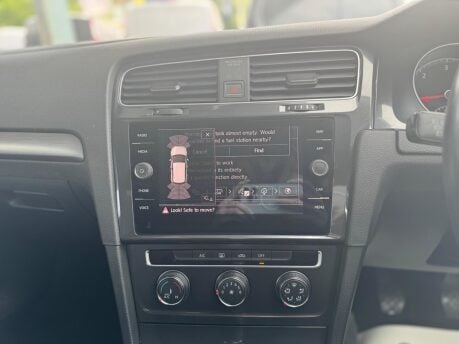 Volkswagen Golf SE NAVIGATION TDI BLUEMOTION TECHNOLOGY 25