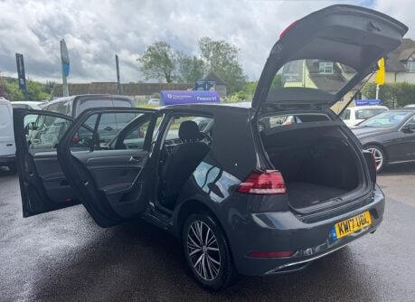Volkswagen Golf SE NAVIGATION TDI BLUEMOTION TECHNOLOGY 36